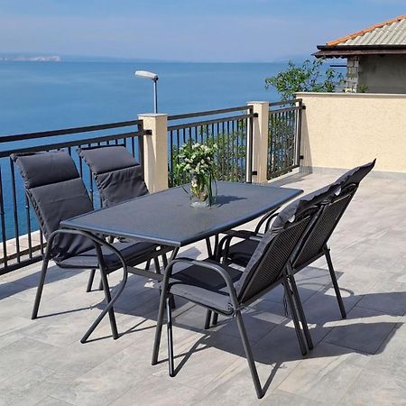 Appartement Martin Apartman à Senj  Extérieur photo
